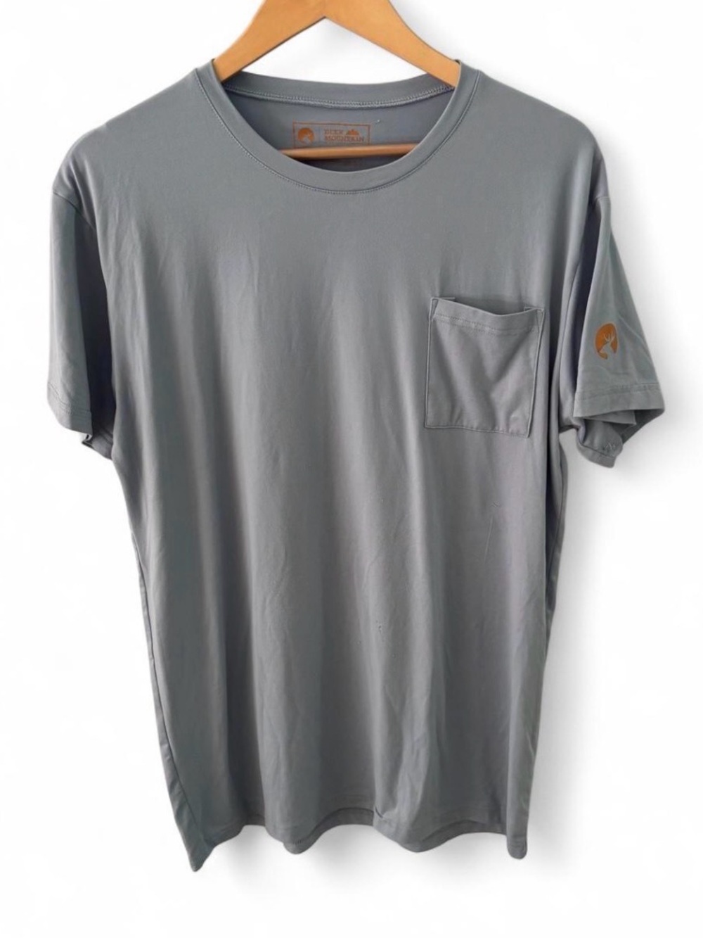 Deer Mountain Men's Pocket Crew Neck T-Shirt - Light Gray